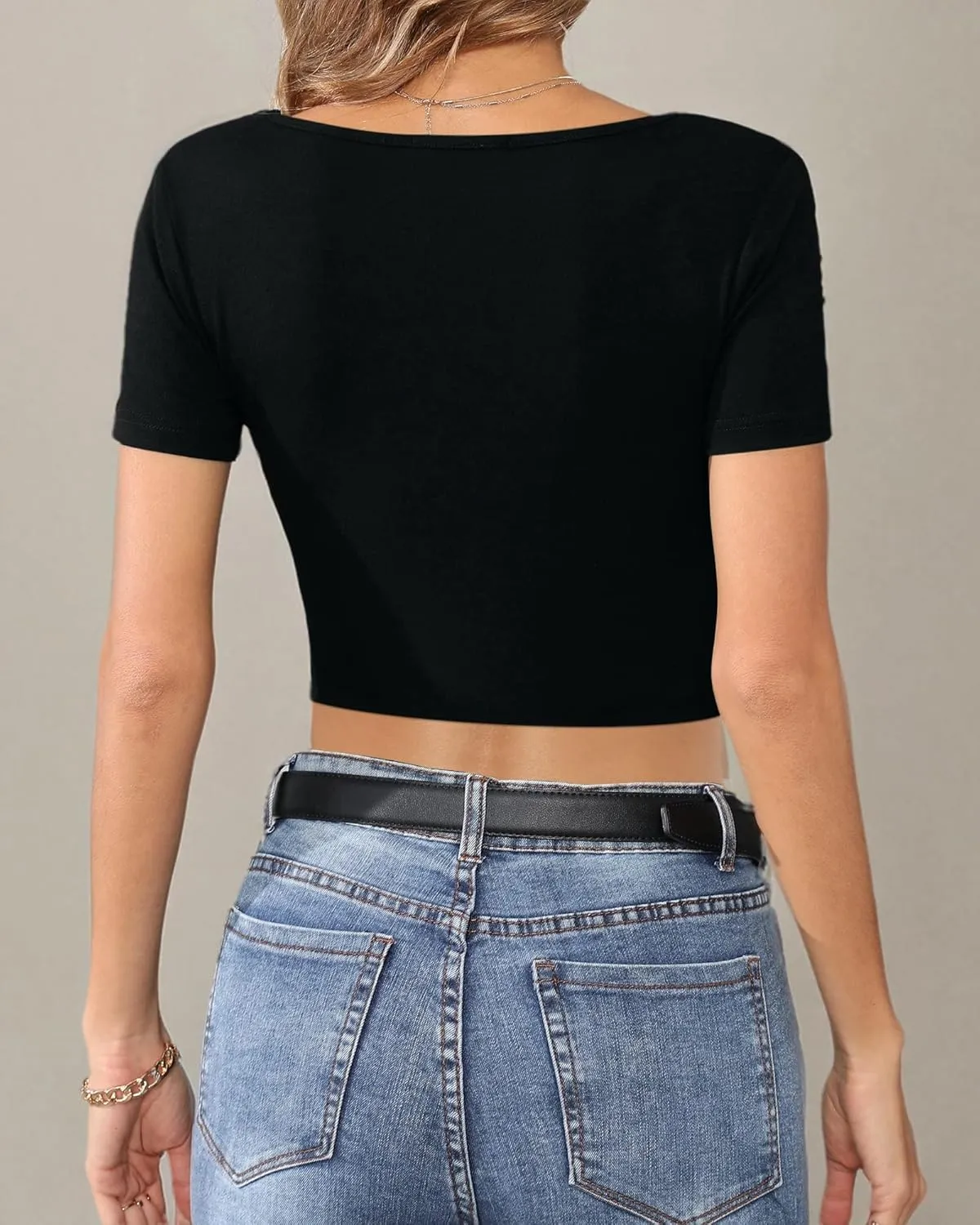CLOZOZ Crop Tops for Women Square Neck Tops Short Sleeve Crop Tops Basic Cropped T Shirts for Women Slim Fit Crop T-Shirt