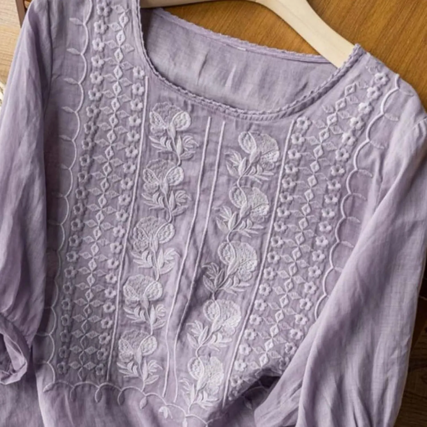 Cotton Linen Tops for Women Trendy Embroidered Blouses Short Sleeve Crew Neck Boho Tunic Tops Casual Loose T-Shirt