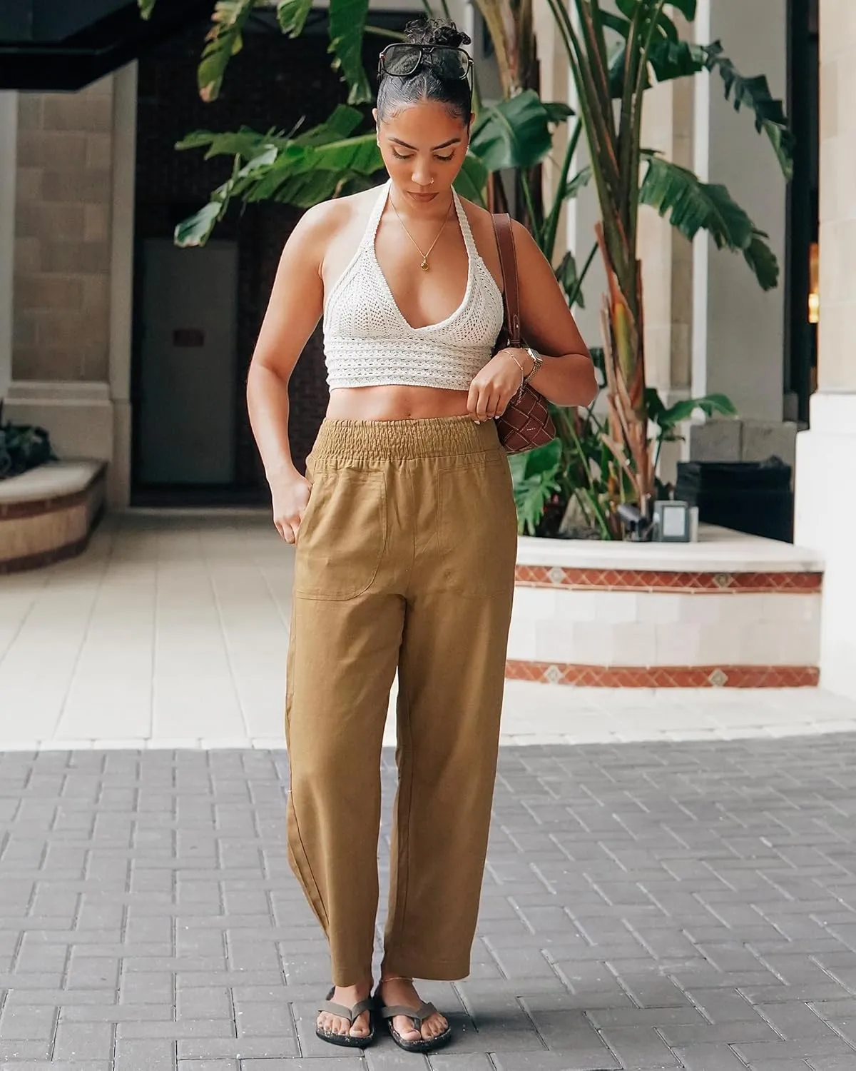 GRAPENT Linen Pants Women Wide Leg High Waisted Cropped Barrel Pull On Smocked Elastic Waist Summer Pants with Pockets